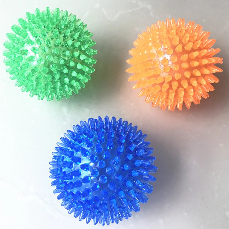 Pet Dog Toys Cat Puppy Sounding Toy Polka Squeaky Tooth Cleaning Ball TPR Training Pet Teeth Chewing Toy Thorn Balls Accessories